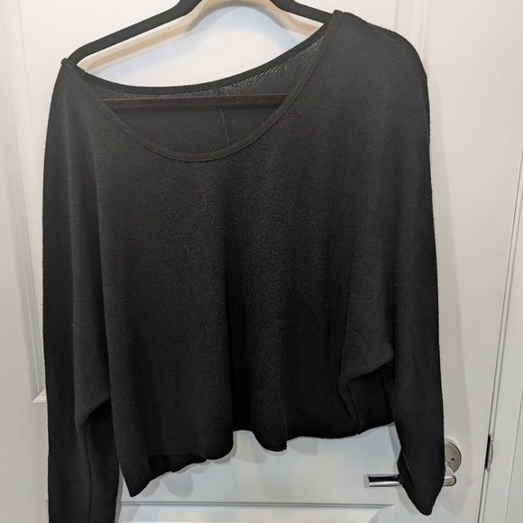 Women's knit off the shoulder sweater - Picture 1 of 2